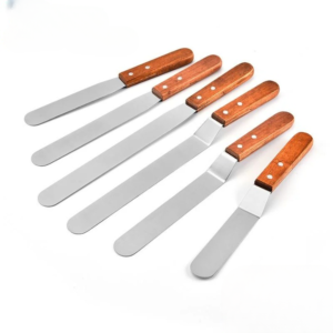 Spatule coudée inox manche bois