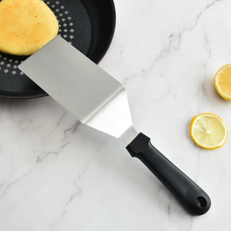 Spatule coudée large 1