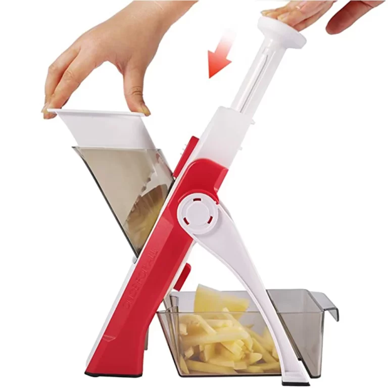 Mandoline cuisine a piston 2