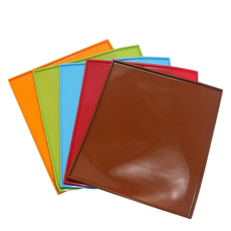 tapis de cuisson silicone avec rebord