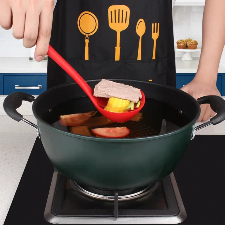 Cuillère à soupe en silicone à long manche, grandes cuillères à nouilles Ramen, Hot Pot, louche à bouillie, ustensiles de cuisine japonais Kawaii 6